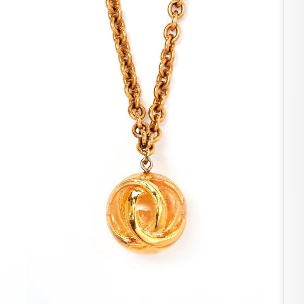 CHANEL 24K GOLD CHAIN LUCITE CC BALL PENDANT